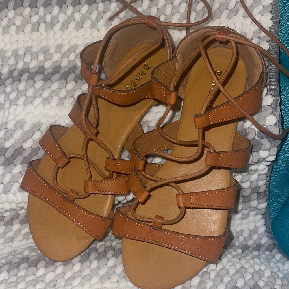 BAMBOO 3/20$ lace up gladiator Sandals size 6 NWOT 🍭 SOLD!!